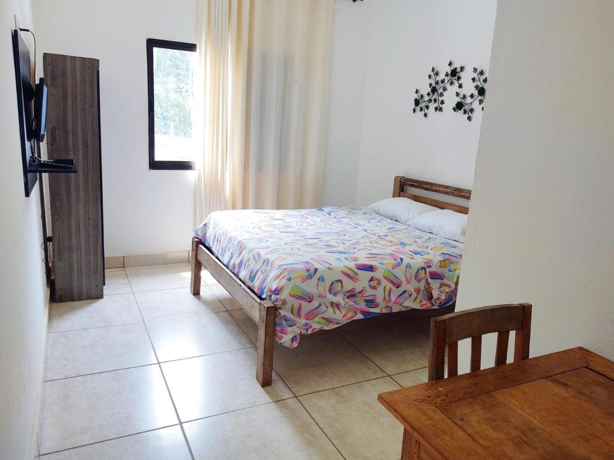 Hostel Dela Tiradentes Bagian luar foto